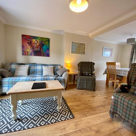 Traditional 3 Bed Town House Inverlochy المظهر الخارجي الصورة