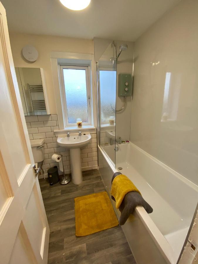 Traditional 3 Bed Town House Inverlochy المظهر الخارجي الصورة